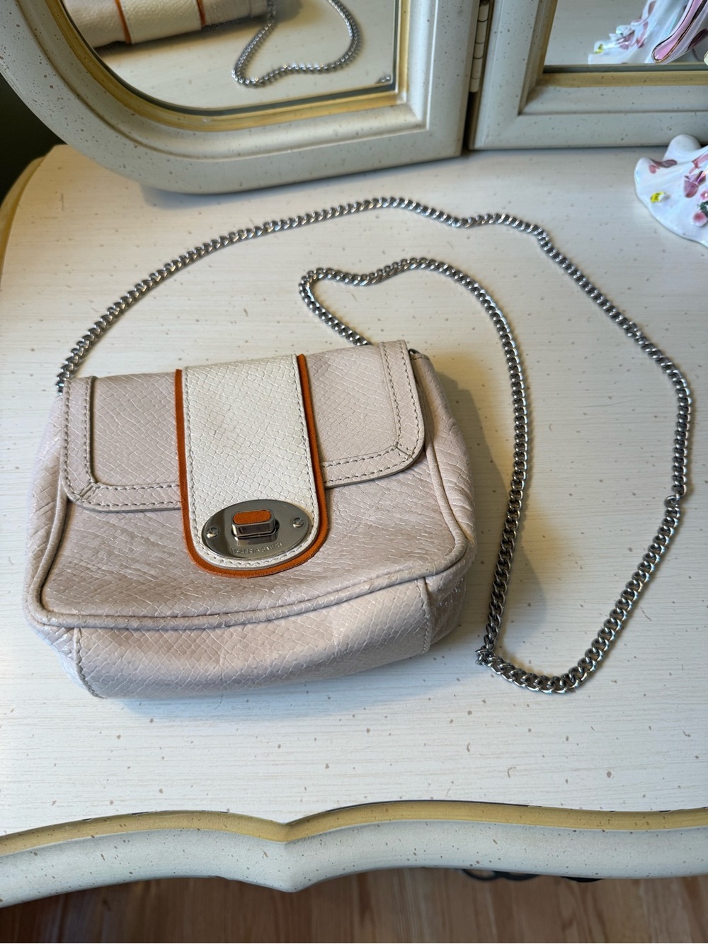 Light Pink Shoulder Bag with Chain Strap